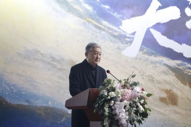 大河，不朽的诗歌——中国南方油画山水名家作品展”昨日在无锡开展