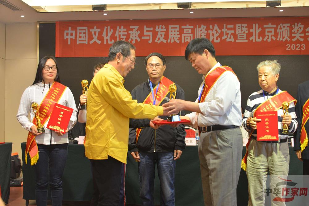 微信图片_20230701015559.jpg